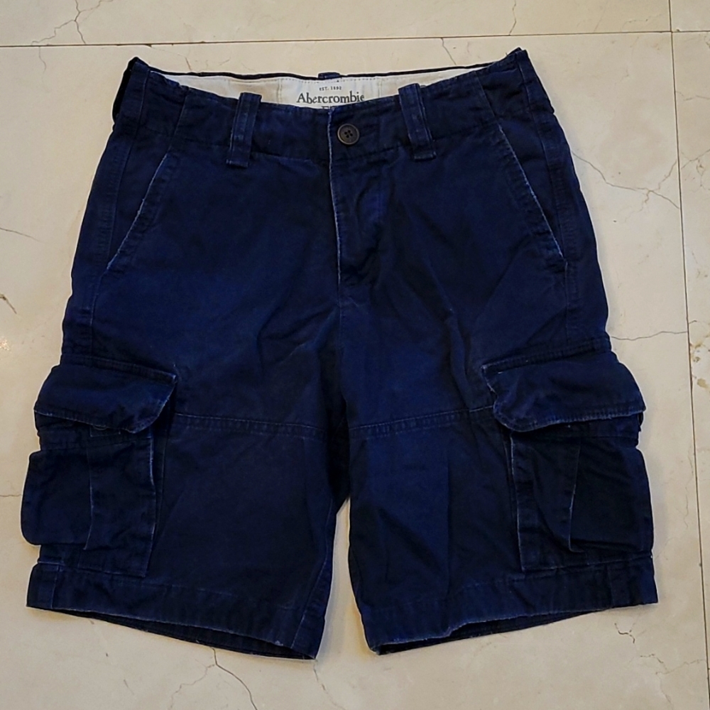 MEN'S NAVY BLUE ABERCROMBIE & FITCH CARGO SHORTS